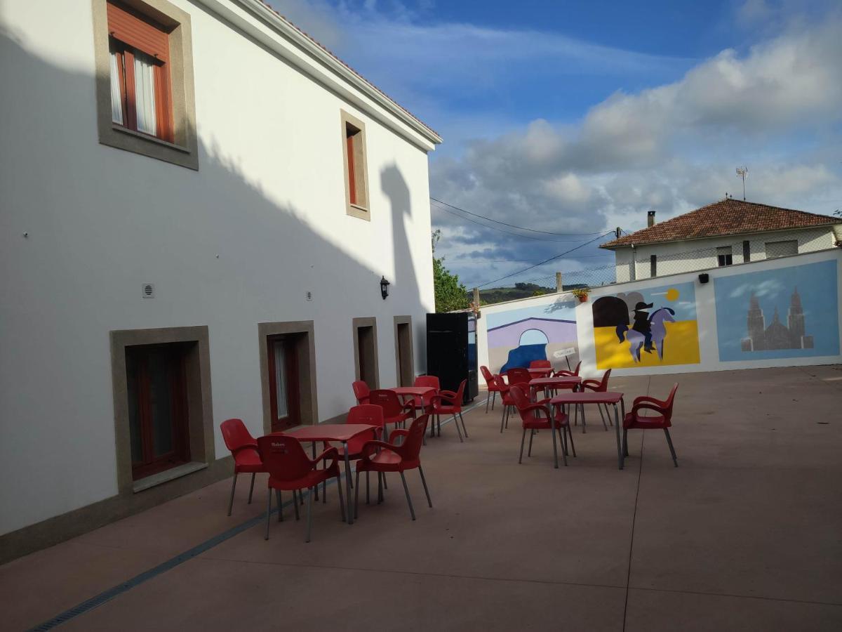 Mirador De Ribadiso Hostel Arzua Exterior photo